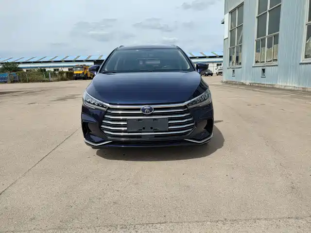 BYD SONG MAX
