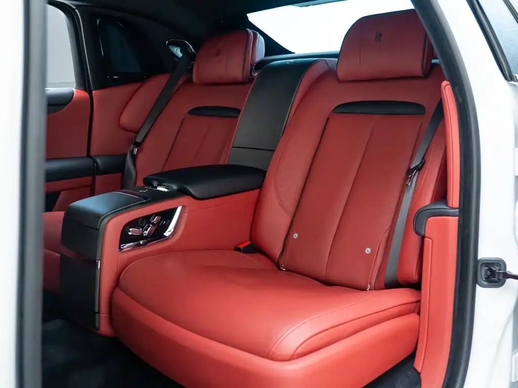 Rolls-Royce Ghost — миниатюра 11