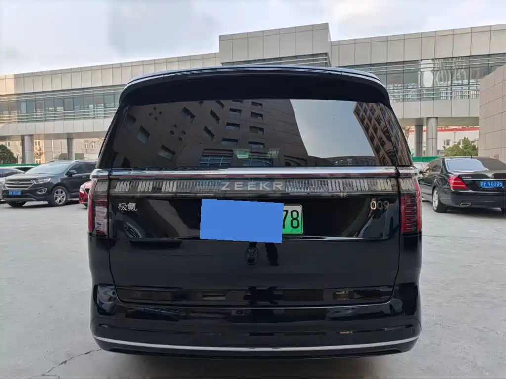 ZEEKR EXTREME KRYPTON 009