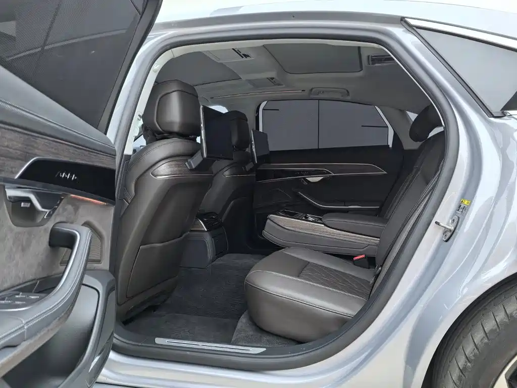 Audi A8 — миниатюра 26
