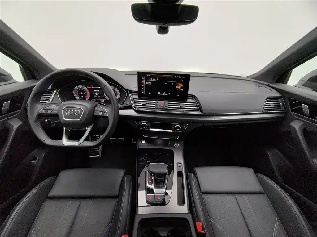 Audi Q5L 2025 45 40 TFSI Fashion