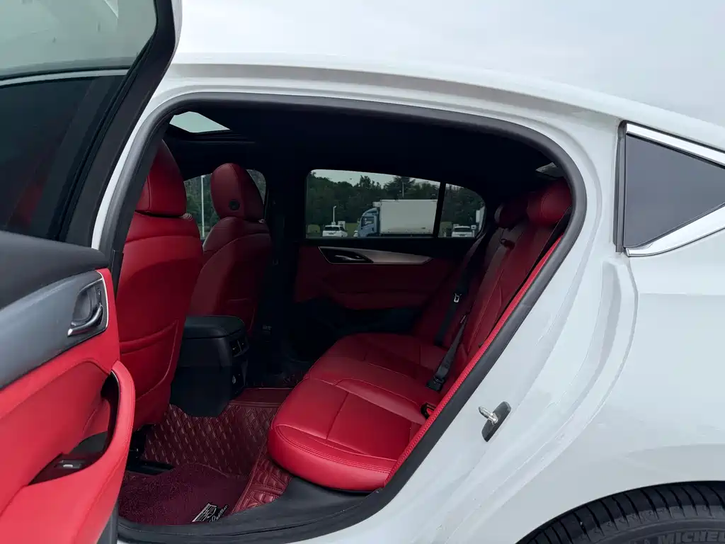 Cadillac CT5 — миниатюра 17