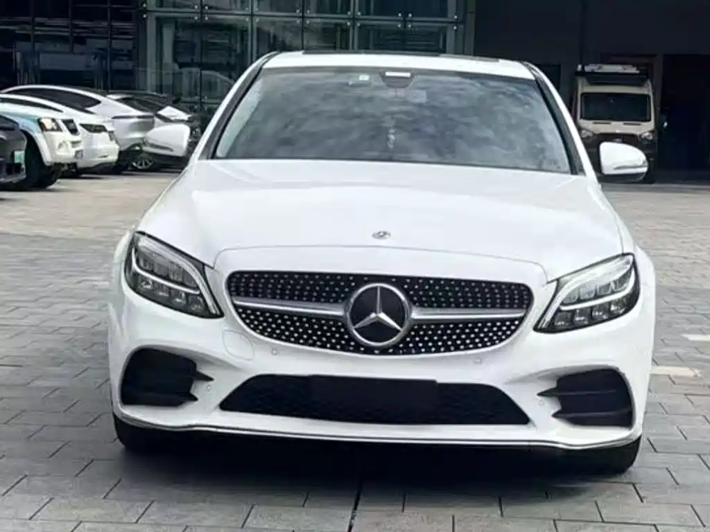 Mercedes-Benz C-Class — миниатюра 2