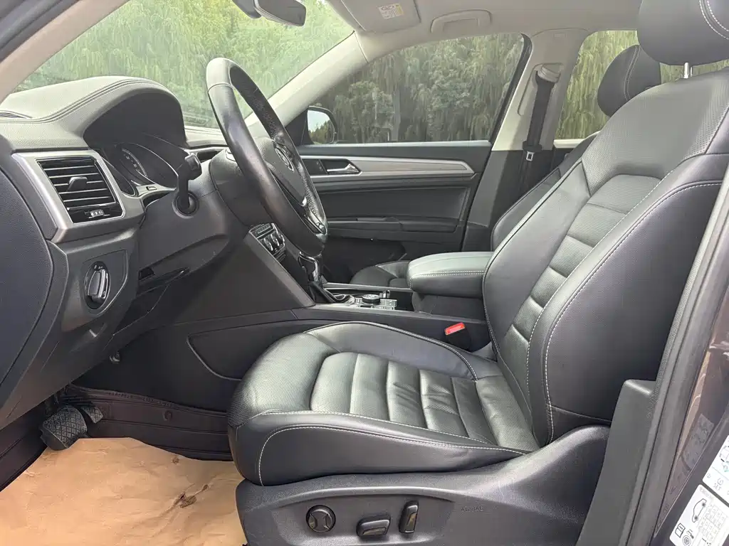 Volkswagen Teramont — миниатюра 5