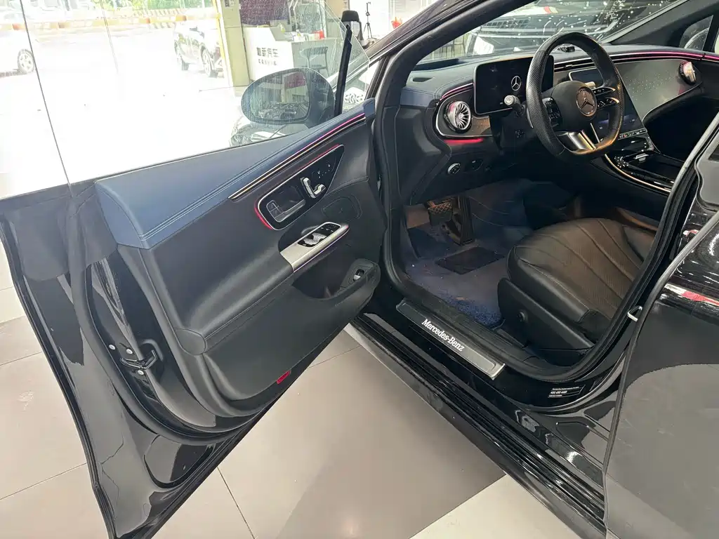Mercedes-Benz EQE — миниатюра 15