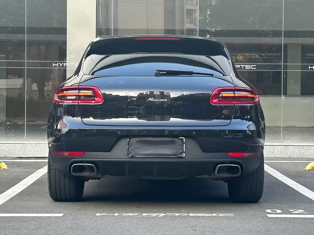 Porsche Macan — миниатюра 4