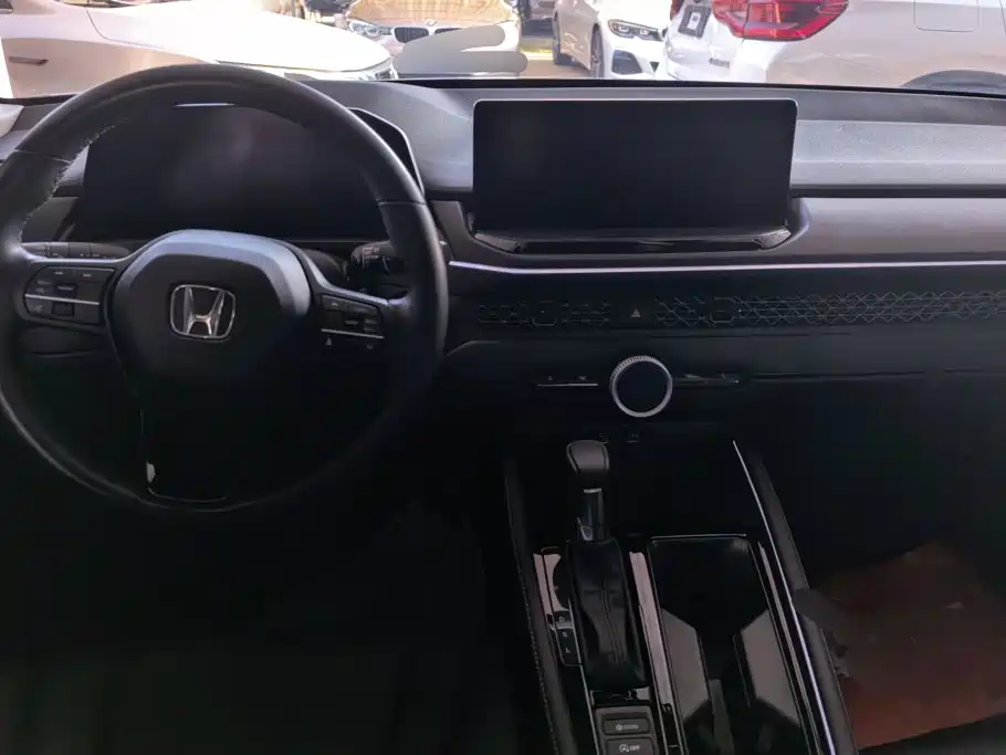 Honda Accord — миниатюра 12