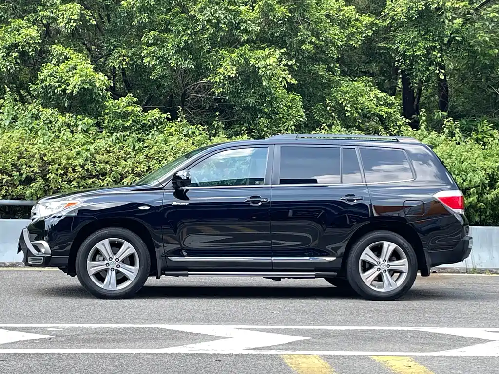 Toyota Highlander — миниатюра 3
