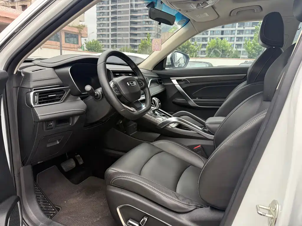 Geely Boyue — миниатюра 5