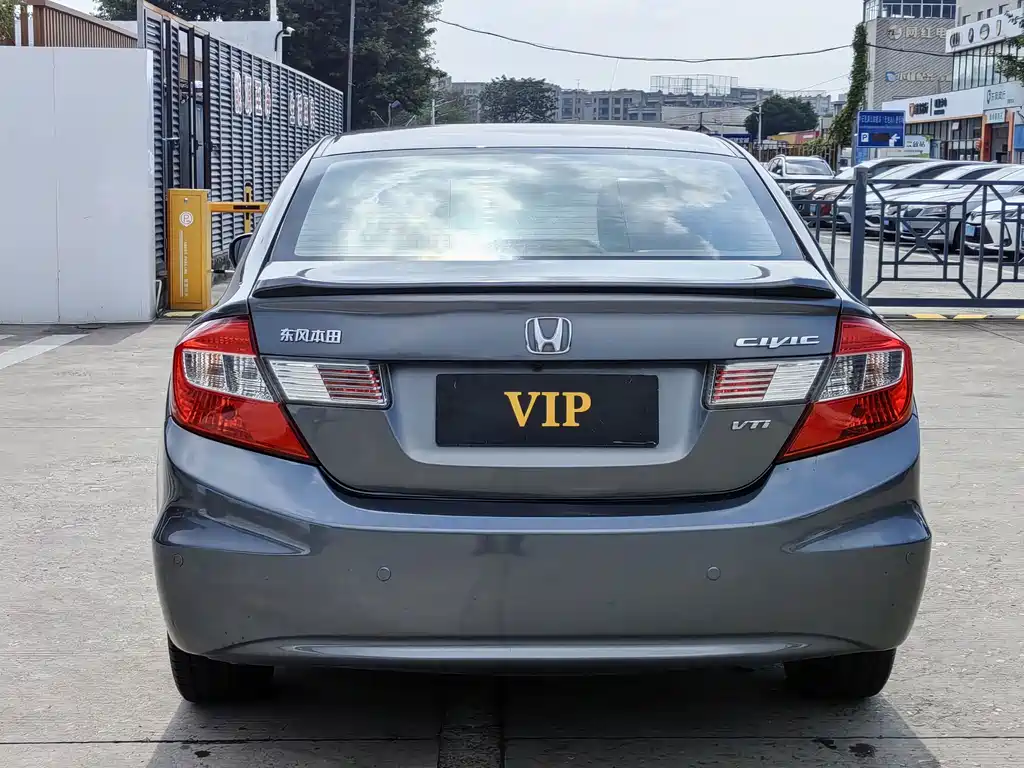 Honda Civic — миниатюра 5