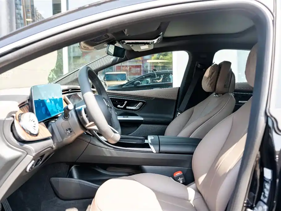 Mercedes-Benz EQE 2025 500 4MATIC