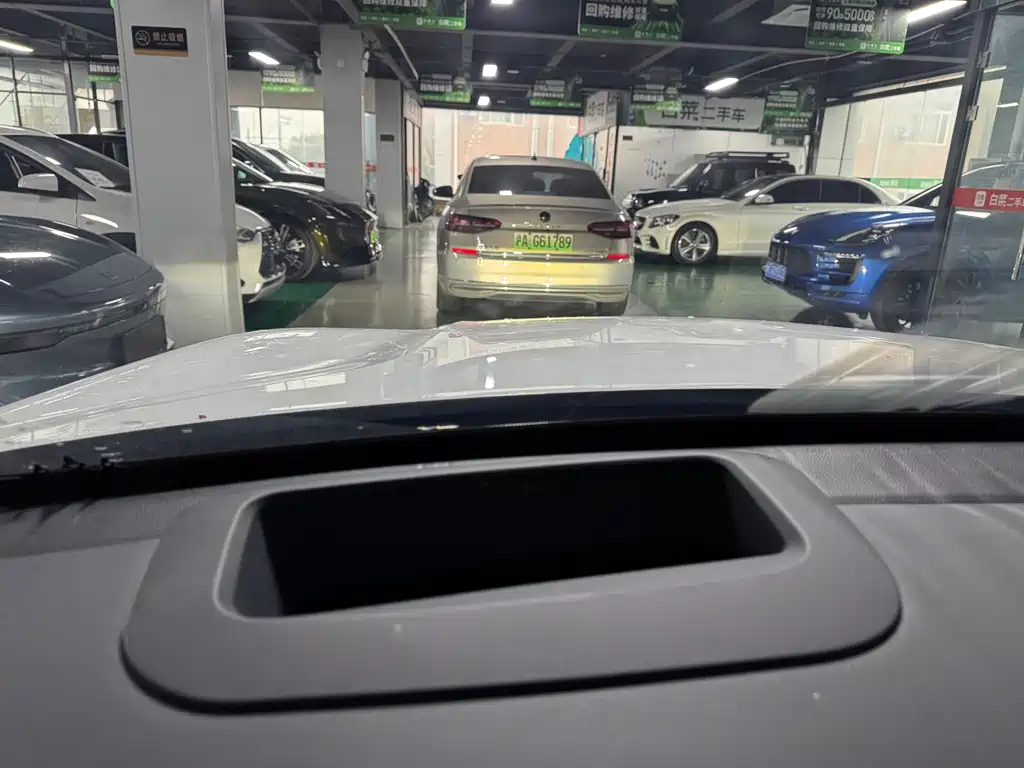 GEELY GALAXY GALAXY STARSHIP 7 EM I