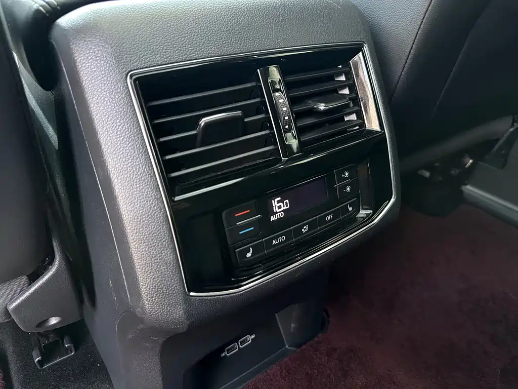 Volkswagen Teramont — миниатюра 14
