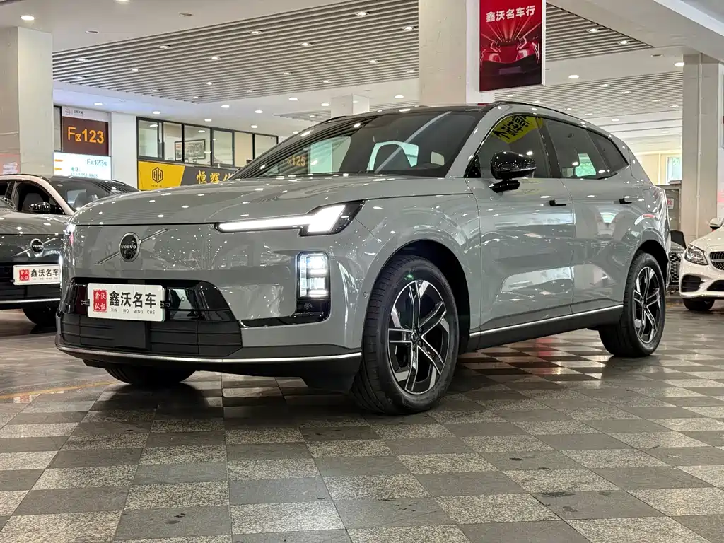 Volvo XC70 PHEV