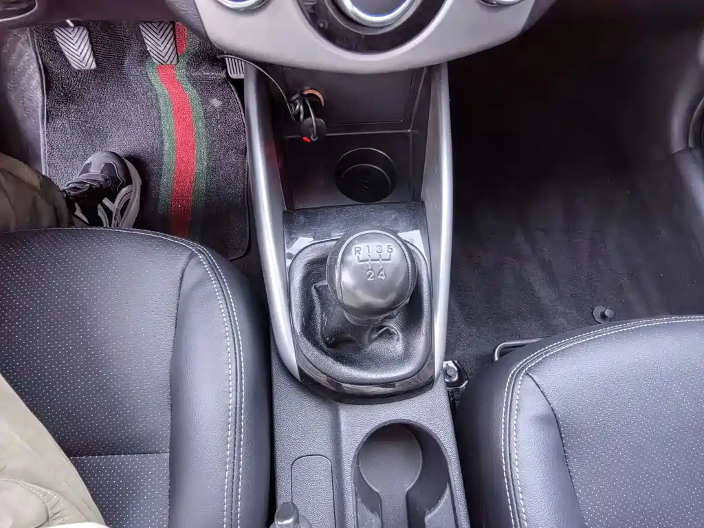 Kia Forte — миниатюра 11