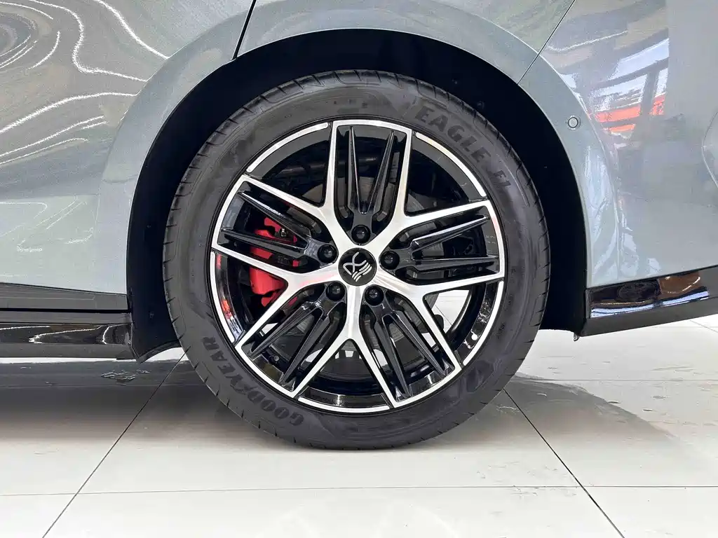 BYD Han L — миниатюра 9