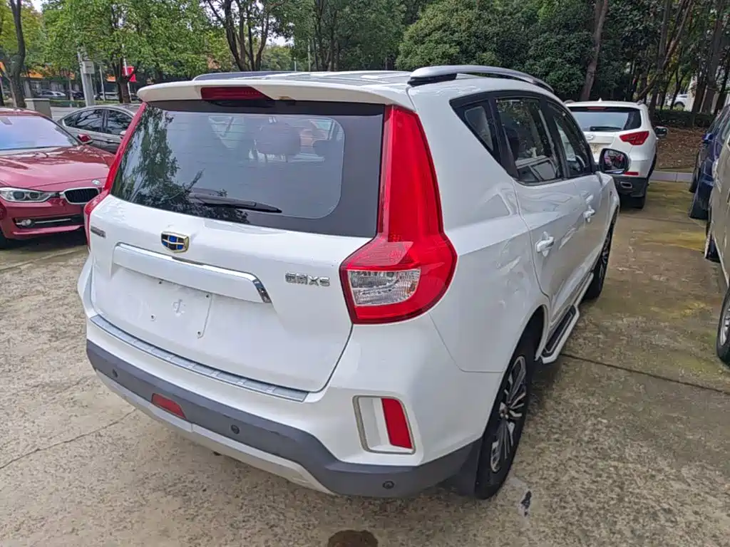 Geely Vision X6 — миниатюра 7