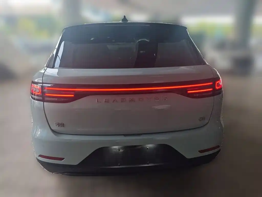 Leapmotor Leapmotor C11 — миниатюра 5