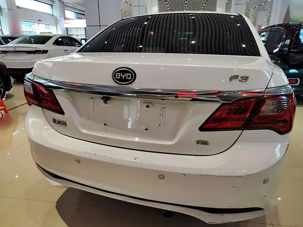 BYD F3 — миниатюра 6
