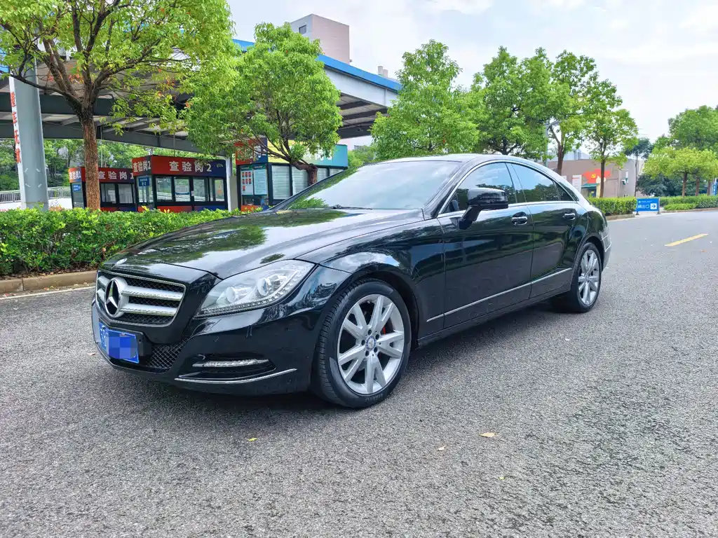 Mercedes-Benz CLS