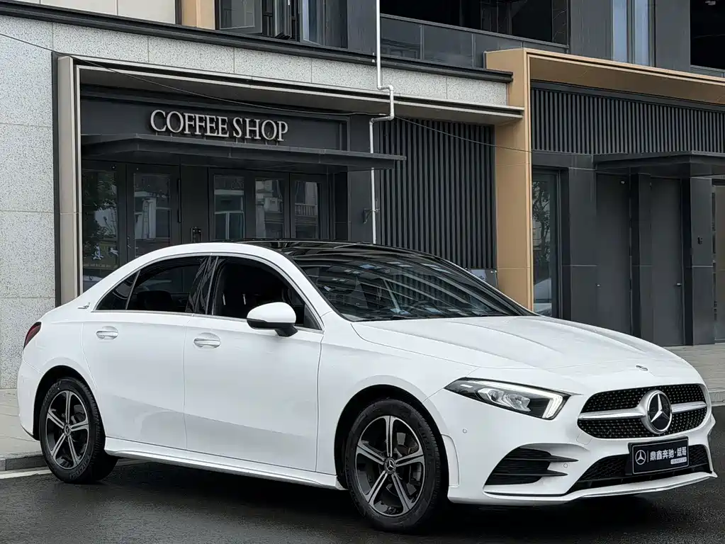 Mercedes-Benz A-Class — миниатюра 3