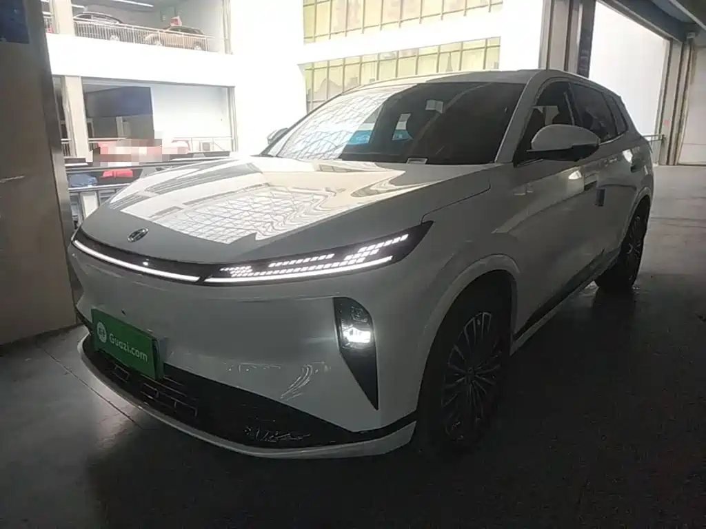 Dongfeng L8 2025 185KM