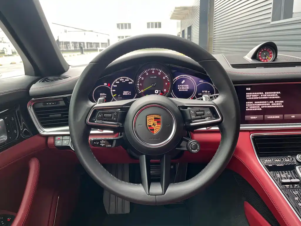 Porsche Panamera Hybrid — миниатюра 9