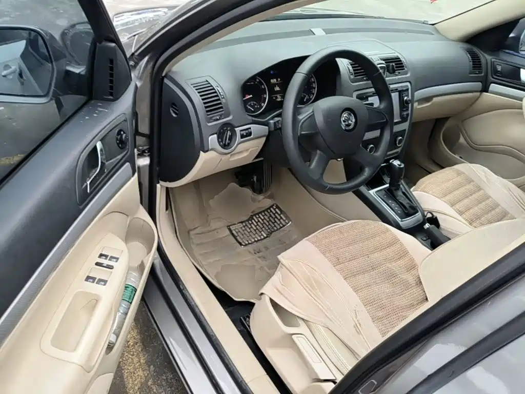 Skoda Octavia — миниатюра 16
