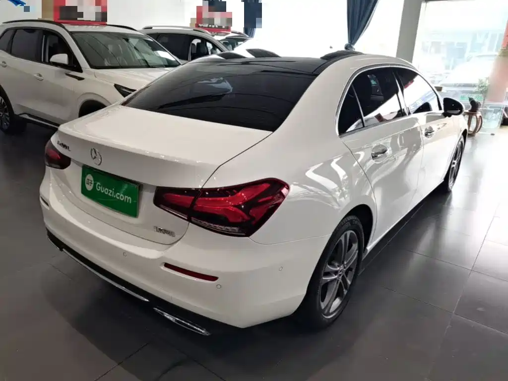 Mercedes-Benz A-Class — миниатюра 7