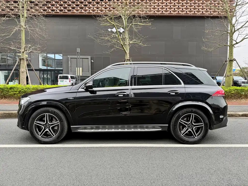 Mercedes-Benz GLE AMG — миниатюра 4