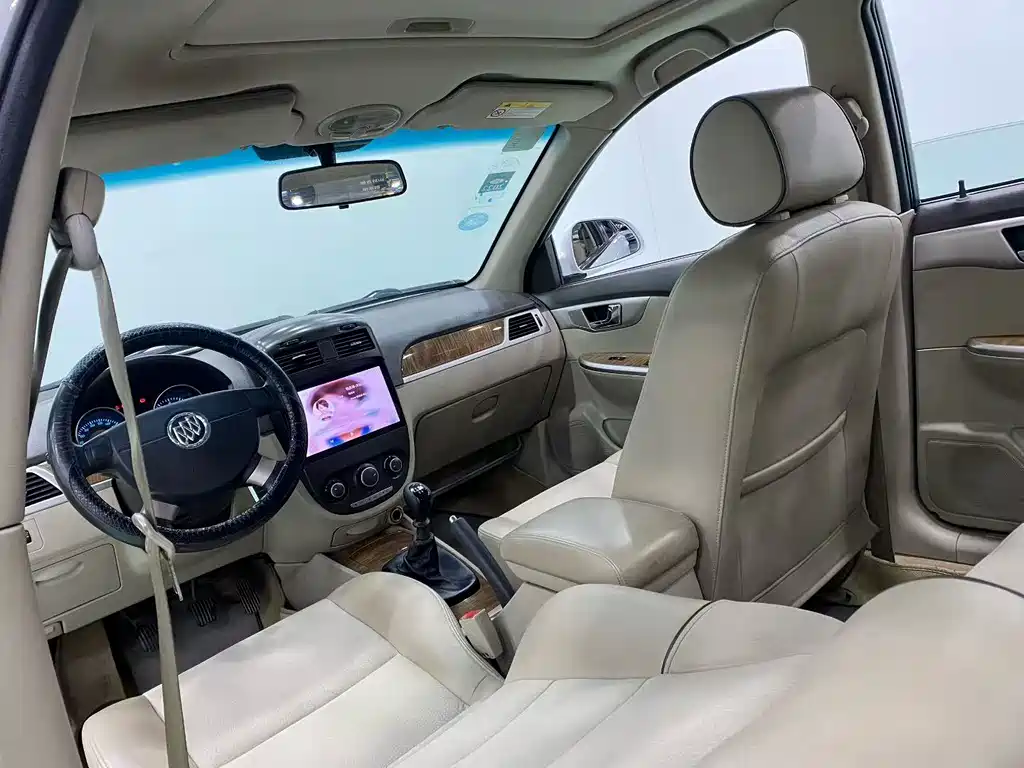 Buick Excelle 2015 1.5L MT