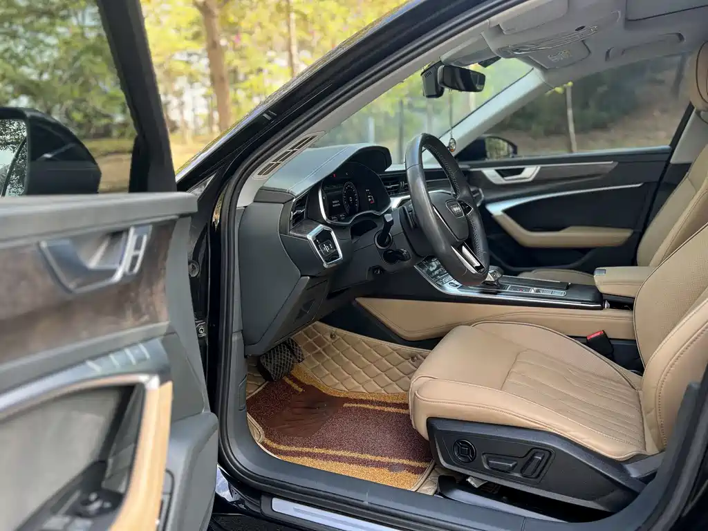 Audi A6L 2022 55 TFSI quattro Premium
