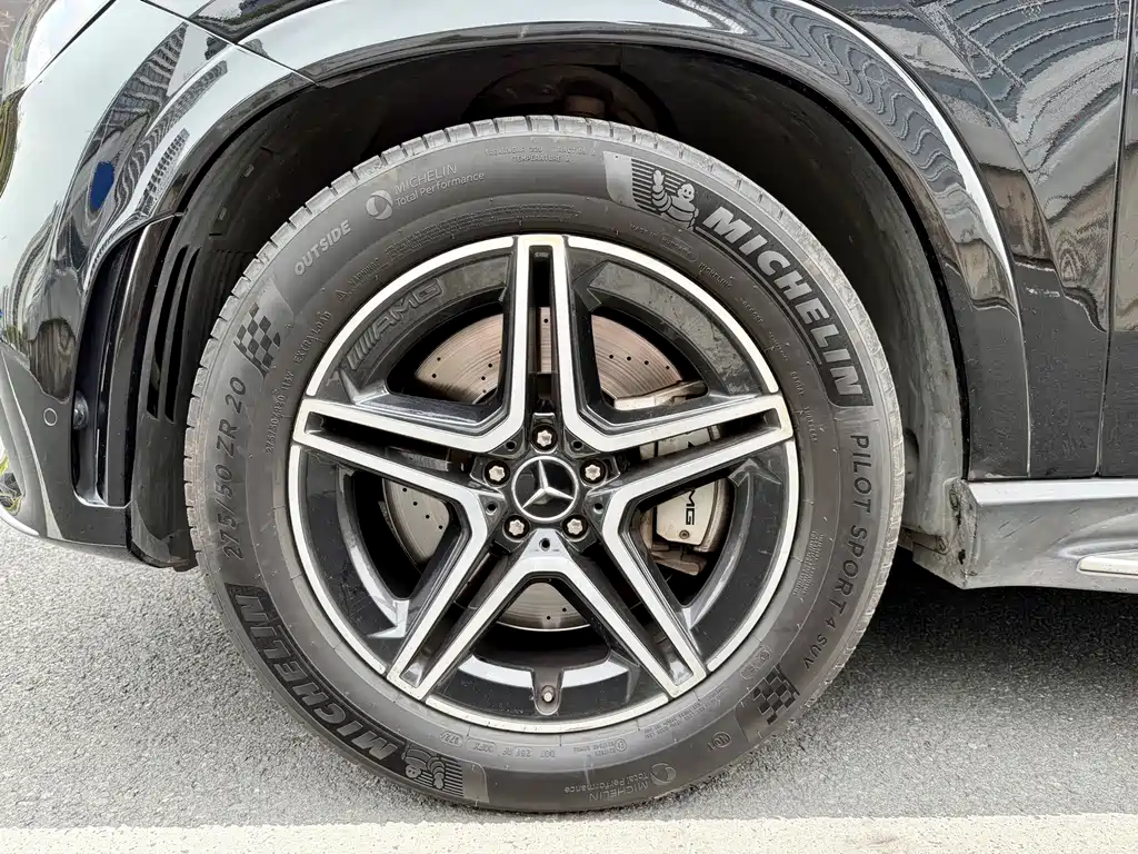 Mercedes-Benz GLE AMG — миниатюра 11