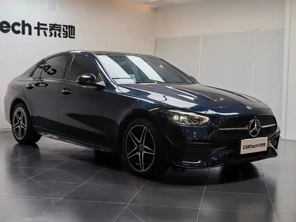 Mercedes-Benz C-Class — миниатюра 3