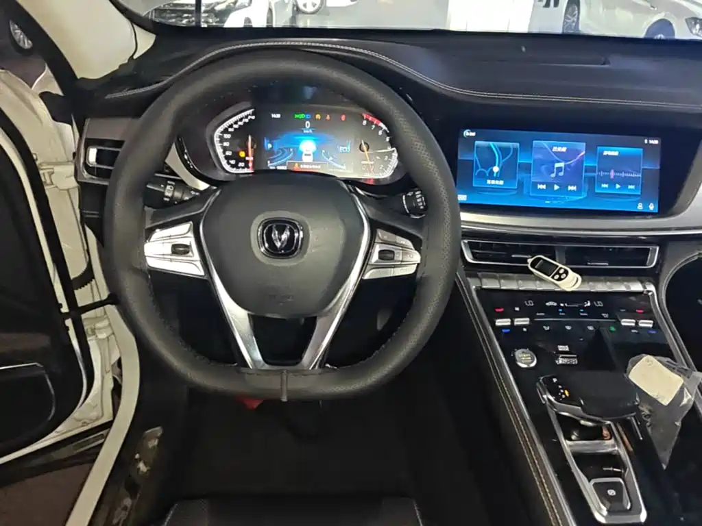 Changan CS85 COUPE — миниатюра 11