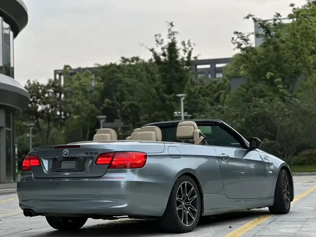 BMW 3 Series 3 2009 330i