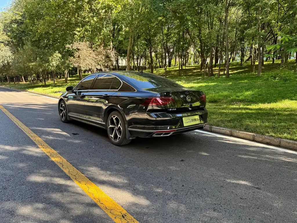 Volkswagen Magotan — миниатюра 5