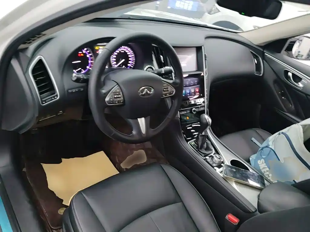 Infiniti Q50L — миниатюра 10