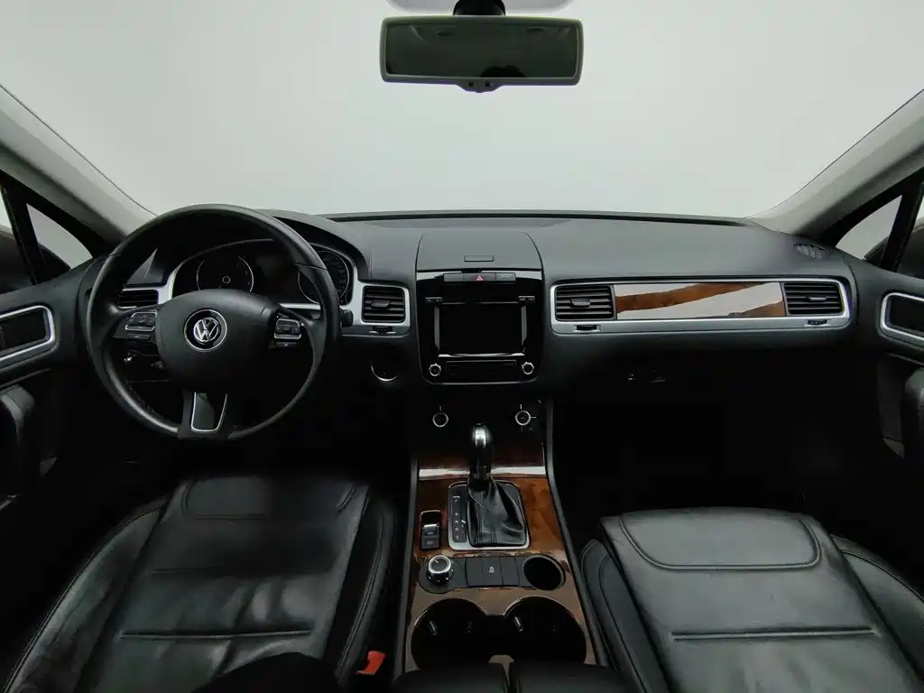 Volkswagen Touareg — миниатюра 5