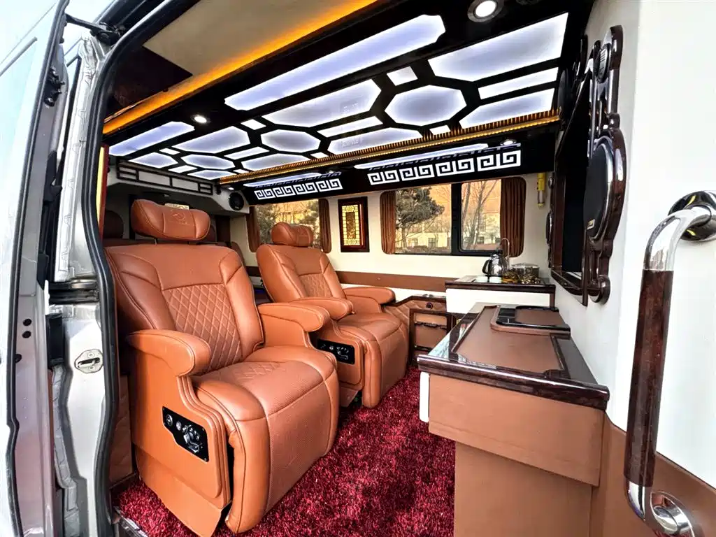Mercedes-Benz Sprinter 2018 3.5L AT