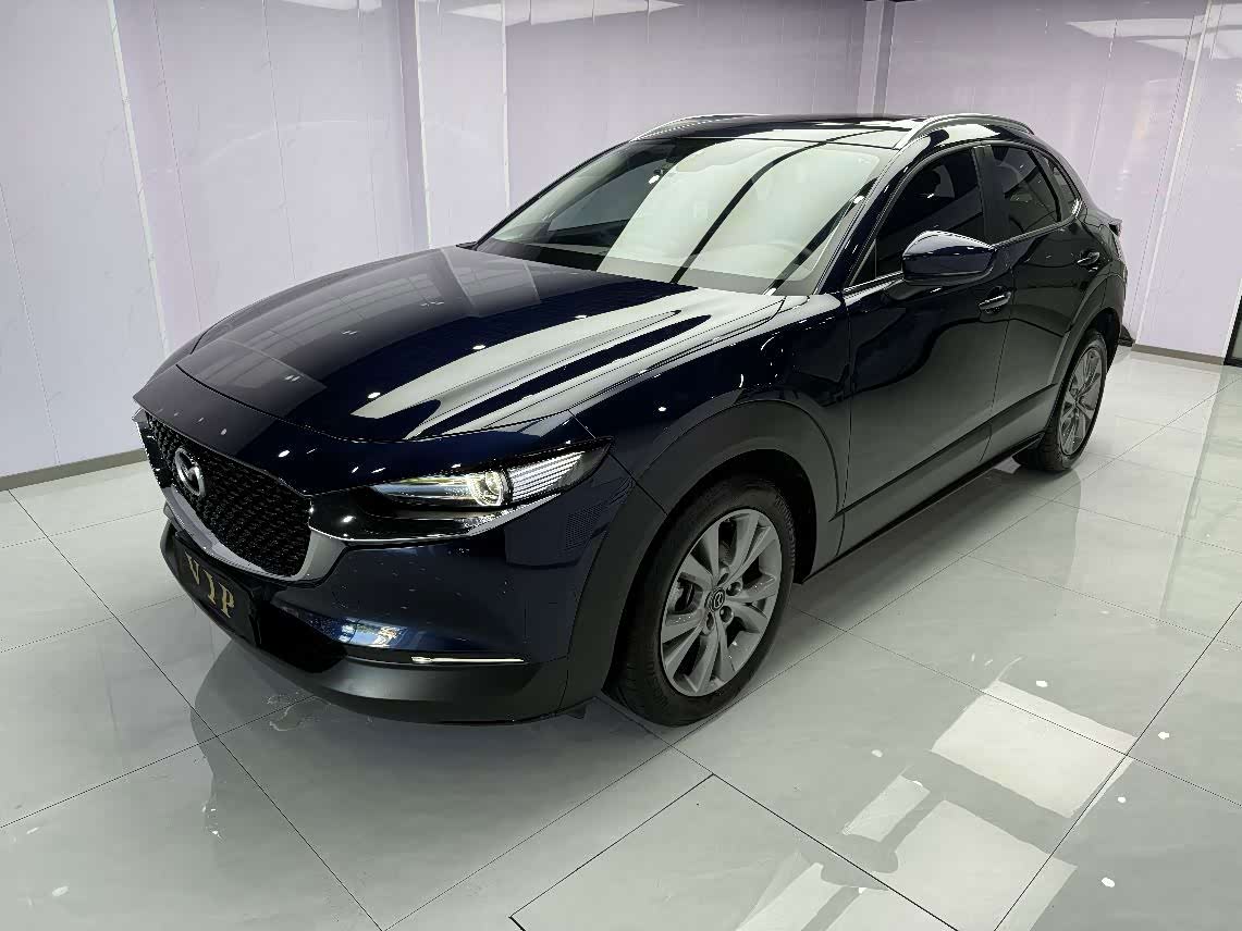 Mazda CX-30 2.0 л 2022 г. Голубой, пробег 43000 км