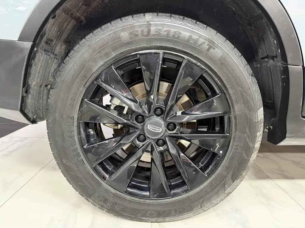 Geely Boyue — миниатюра 11