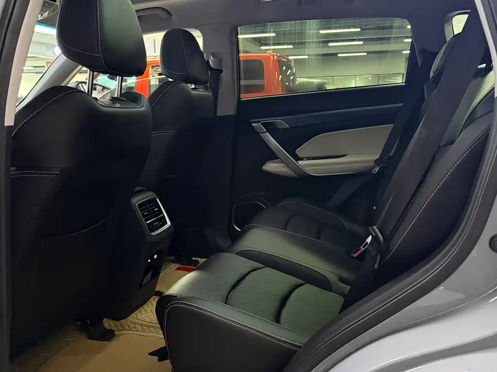 Geely Boyue — миниатюра 15