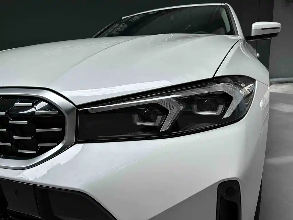 BMW 3 Series — миниатюра 4