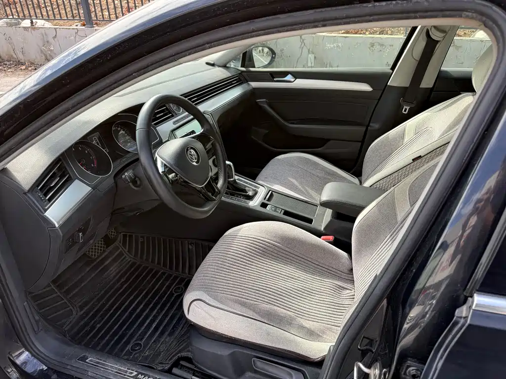 Volkswagen Magotan — миниатюра 7