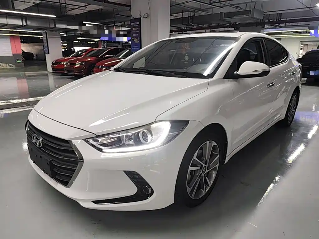 Hyundai Elantra — миниатюра 2