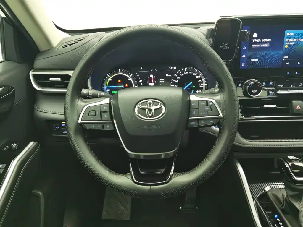 Toyota Highlander — миниатюра 11