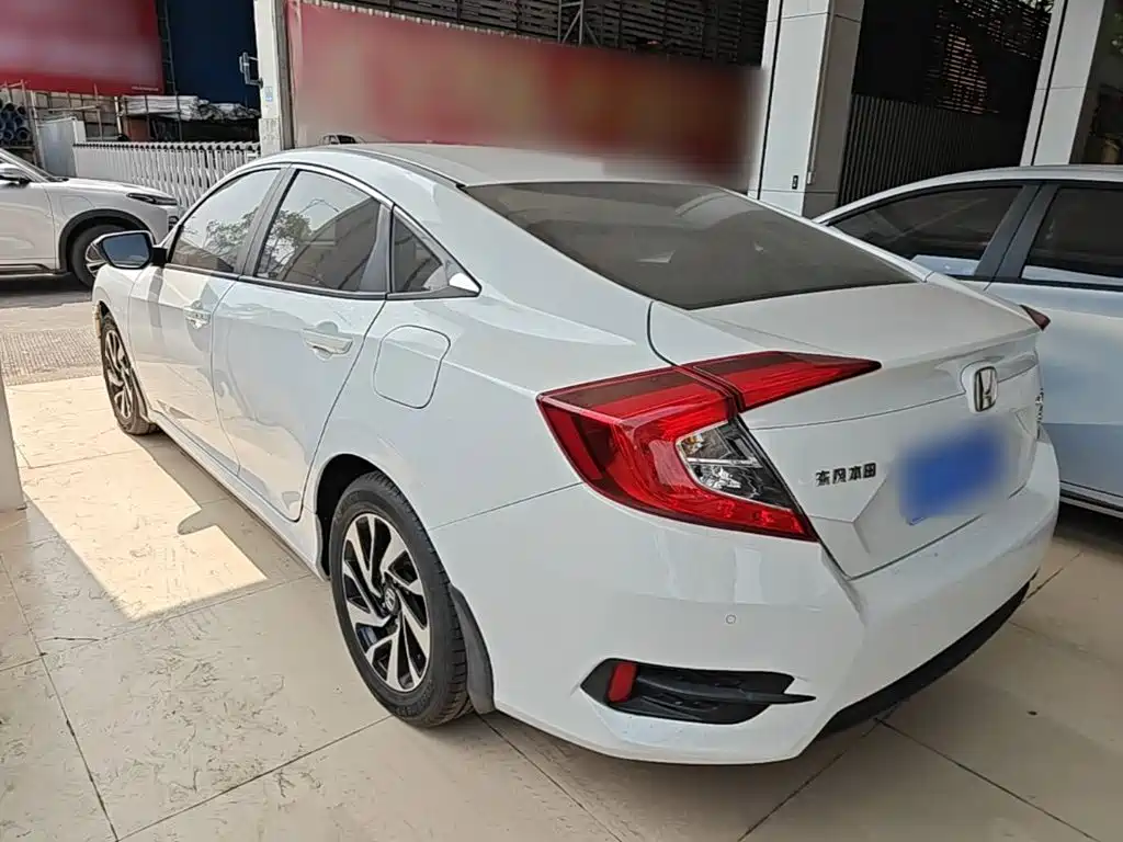 Honda Civic — миниатюра 5