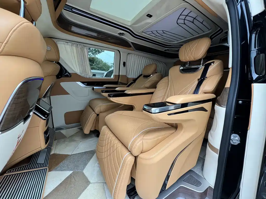 Mercedes-Benz V-Class V 2022 V 260 L Luxury