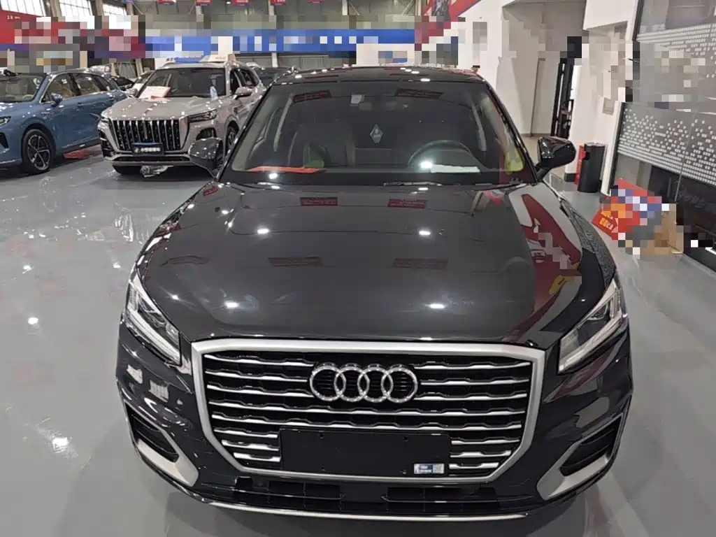 Audi Q2L — миниатюра 3